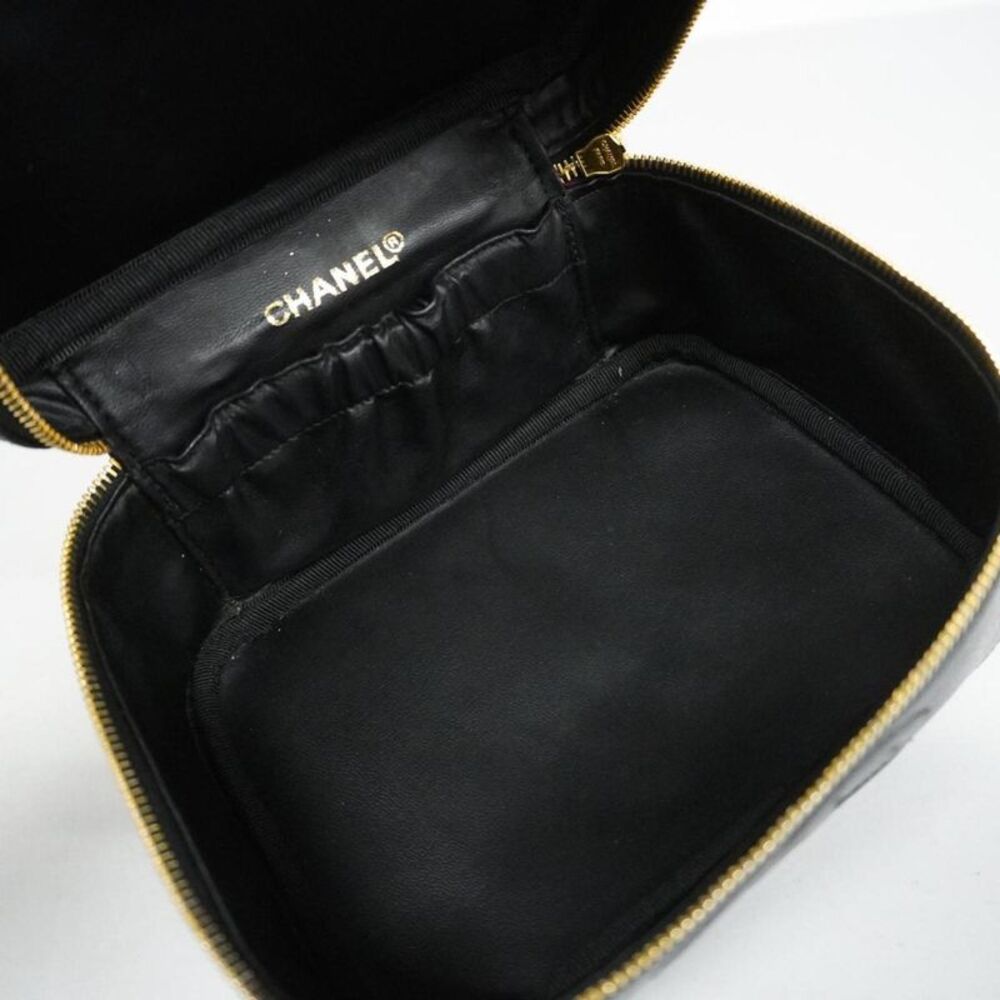 Chanel Vanity Black Leather Clutch Bag (Pre-Owned) - Picture 5 of 12